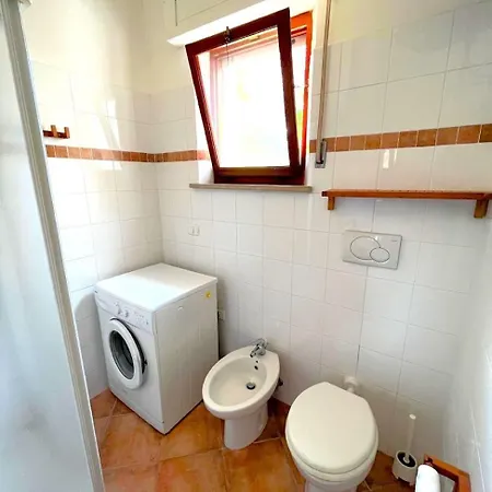 Maria Giovanna, Con Inclusa * Нумана