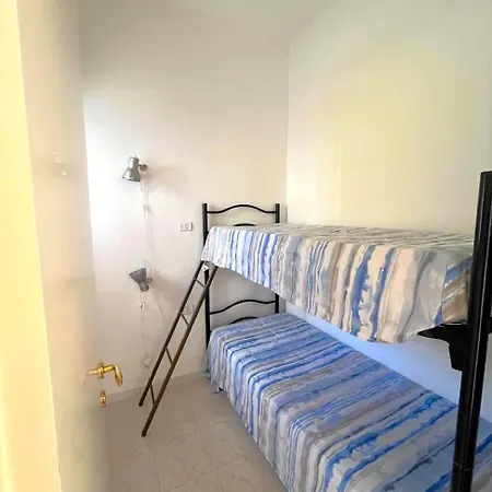 Tatil Evi Maria Giovanna, Con Inclusa