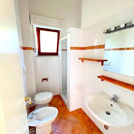 Maria Giovanna, Con Inclusa Numana