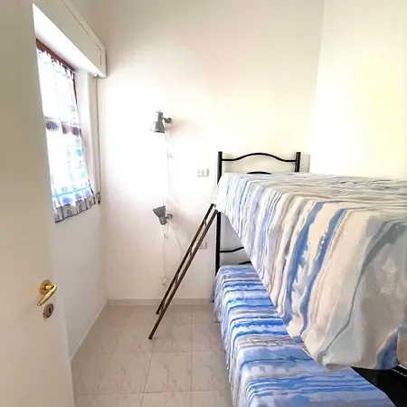 Maria Giovanna, Con Inclusa بيت للعطل